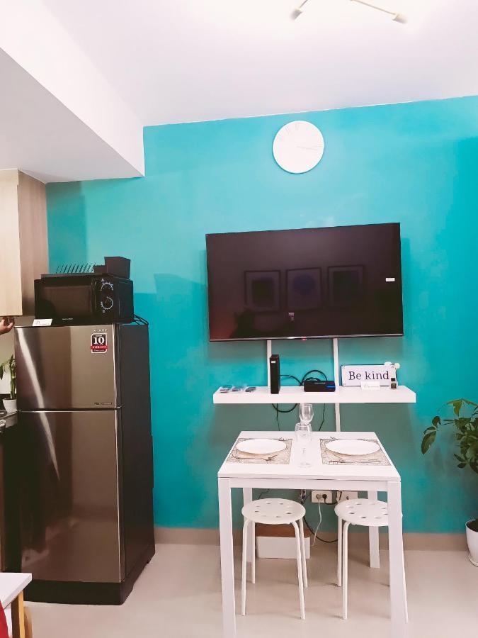 Shore 2 Residences 1Br Deluxe Room In Moa Complex Manila Exterior foto
